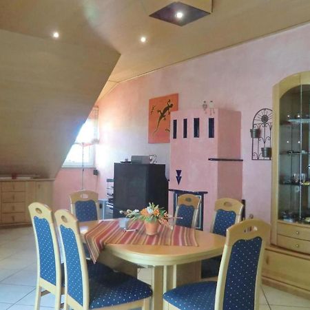 2 Bedroom Nice Apartment In Lissendorf Esterno foto